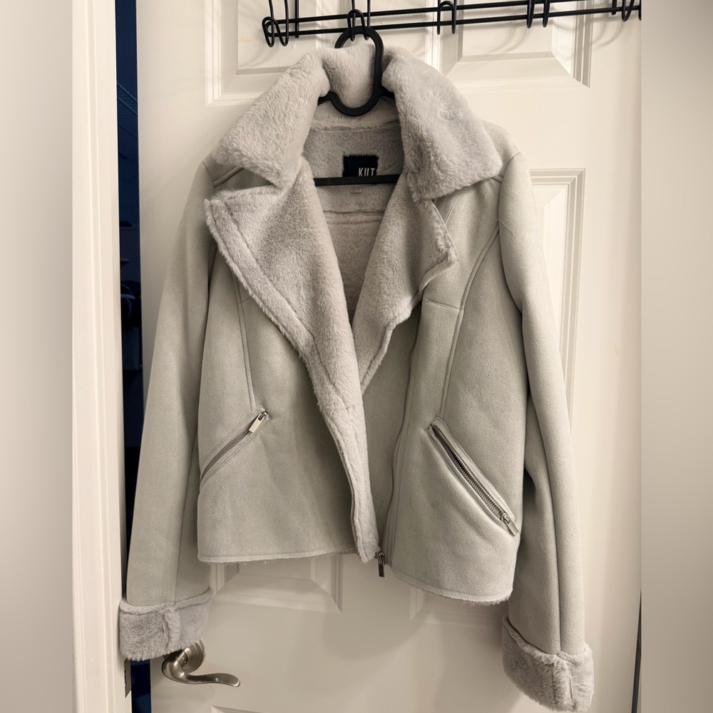 Kut from the Kloth Women's Light Gray Teddy Jacket